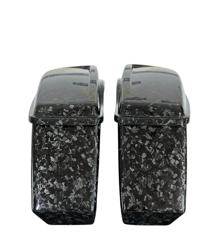 harley-forged-carbon-fiber-saddlebags-set-4