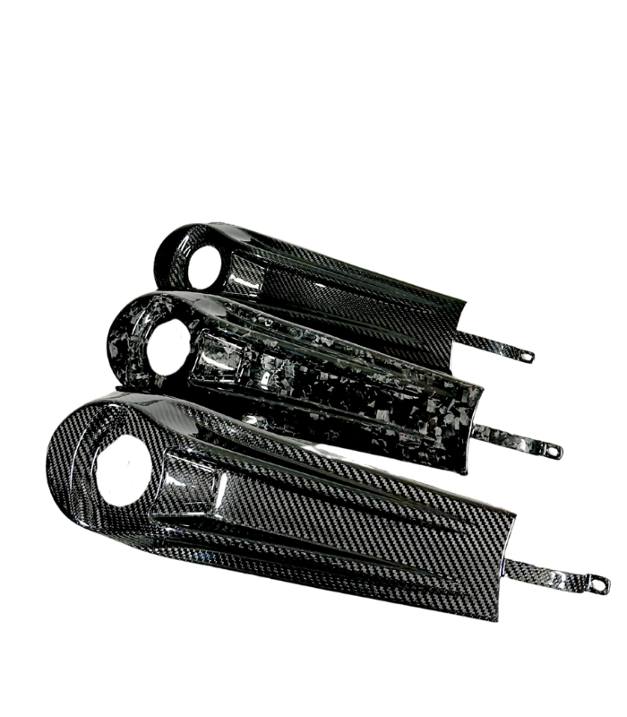 harley-carbon-fiber-dash-cover-with-hole-2