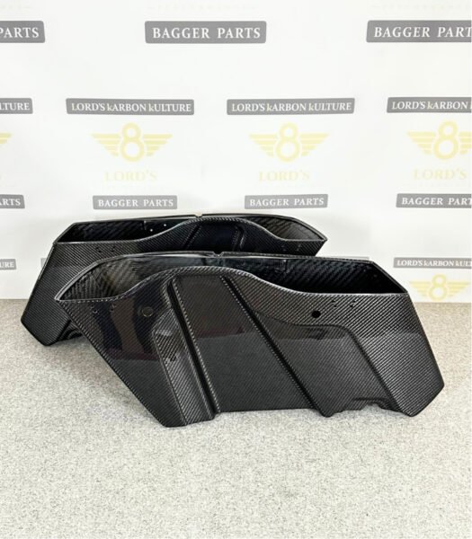 harley-touring-carbon-fiber-saddlebags-4